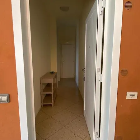 • Lovely Lake View • Apartmán